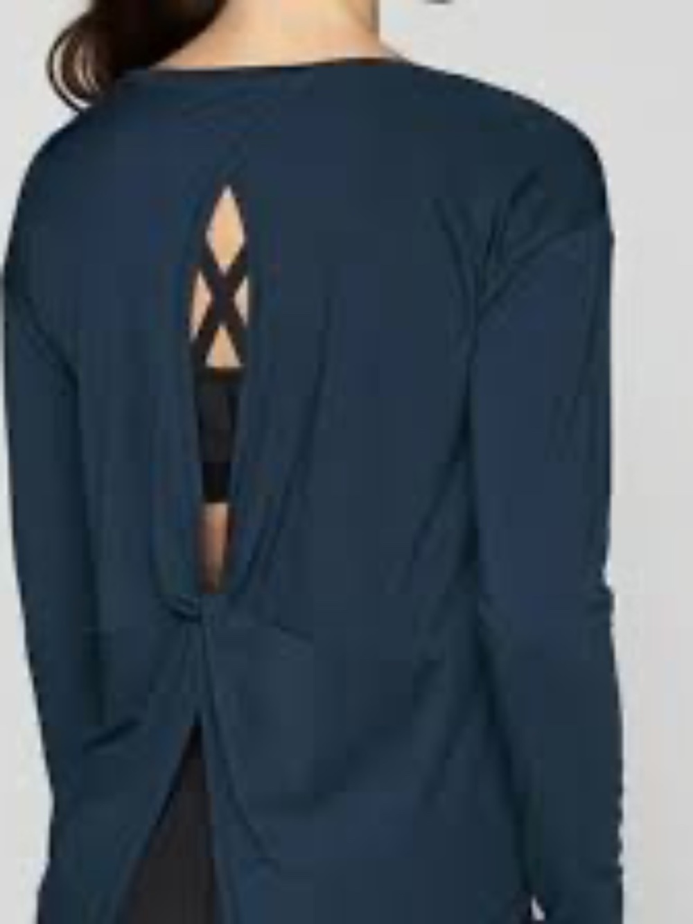 Athleta M Twist Back Long Sleeve Top